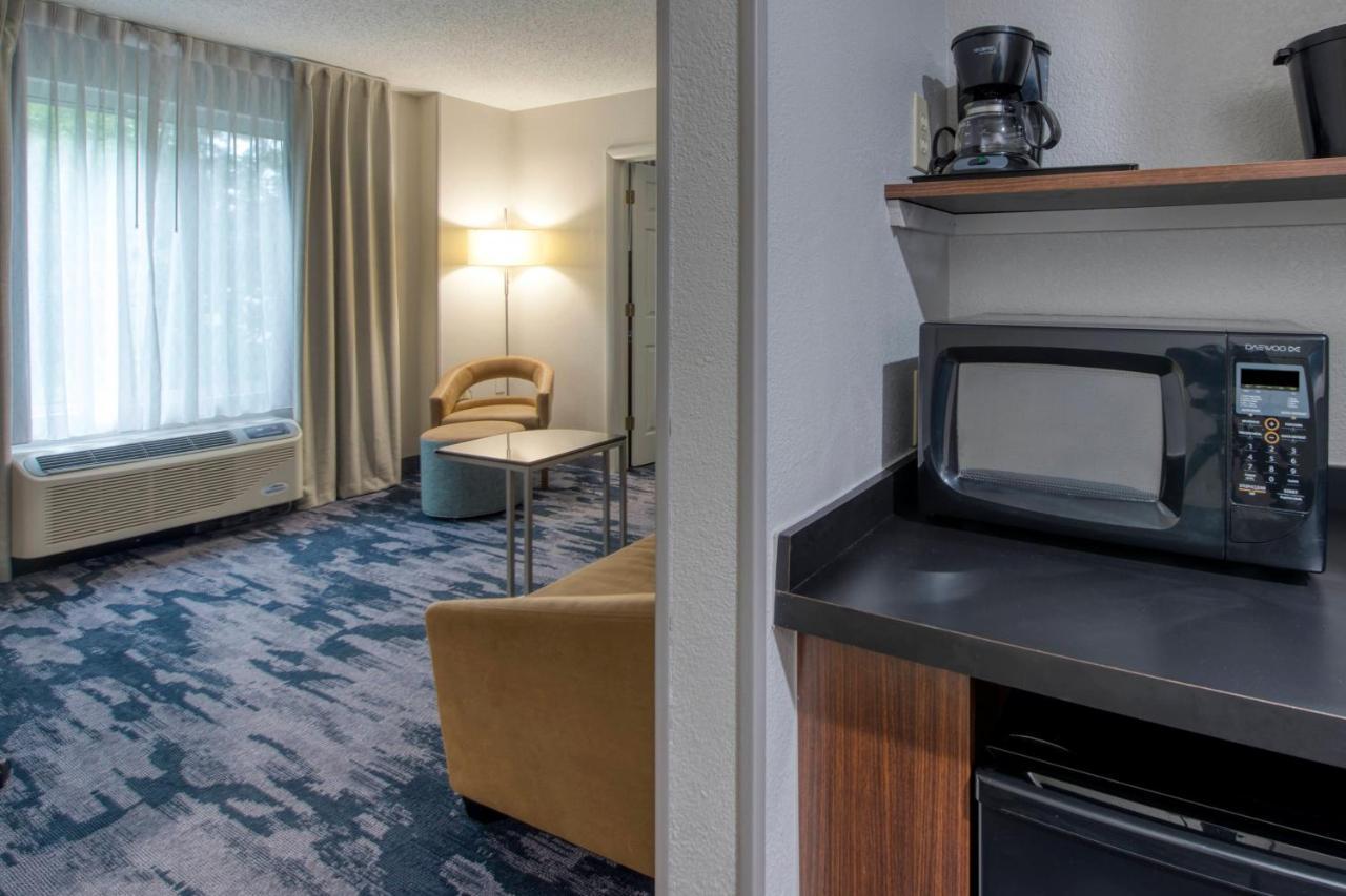 Fairfield Inn & Suites Raleigh Crabtree Valley Εξωτερικό φωτογραφία
