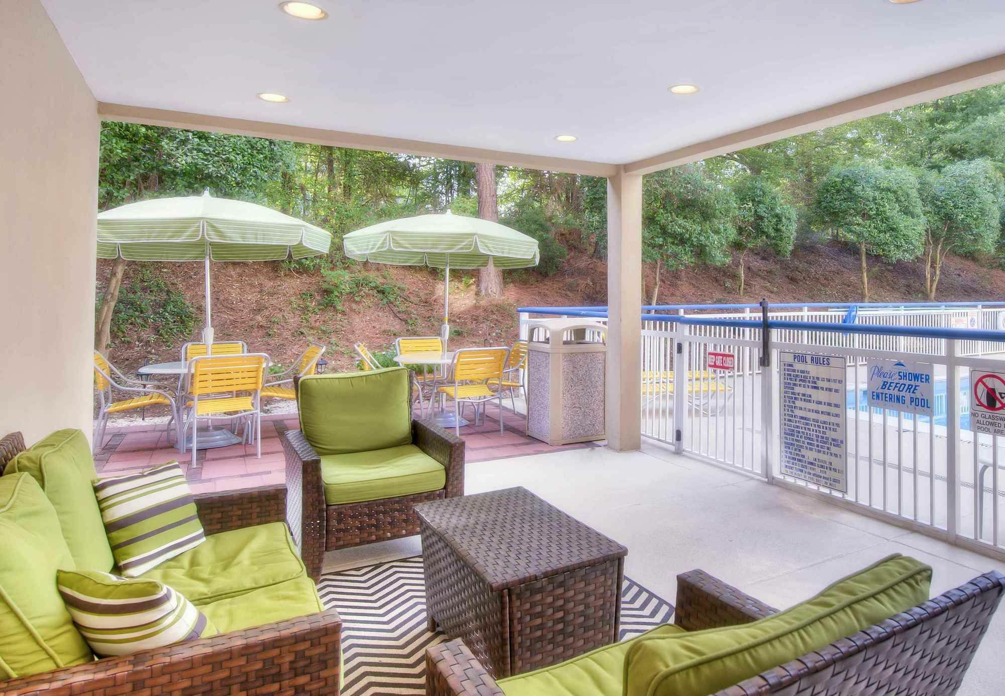 Fairfield Inn & Suites Raleigh Crabtree Valley Εξωτερικό φωτογραφία